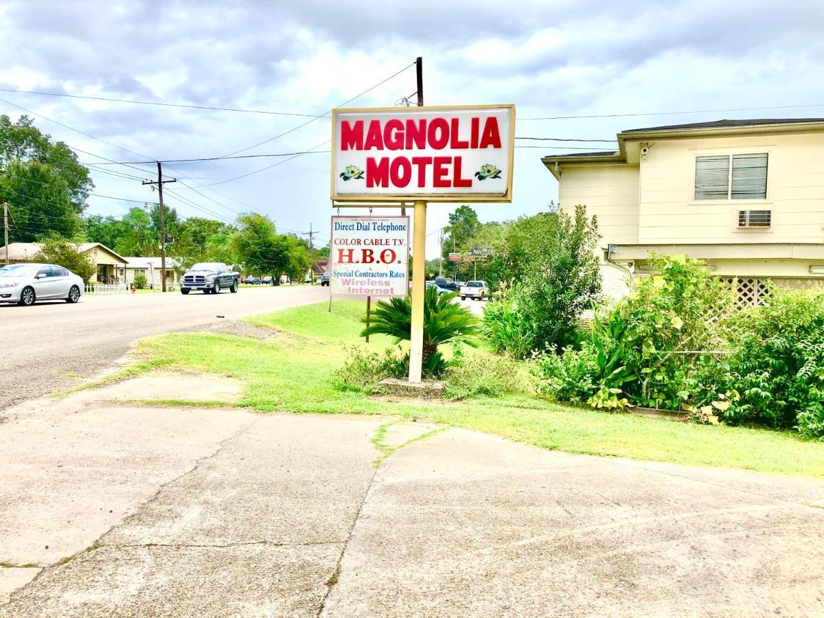 Magnolia Motel Доналдсънвил Екстериор снимка
